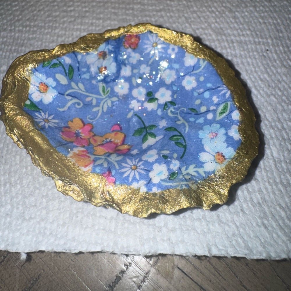 Oyster shell Floral Decorative ornament or trinket